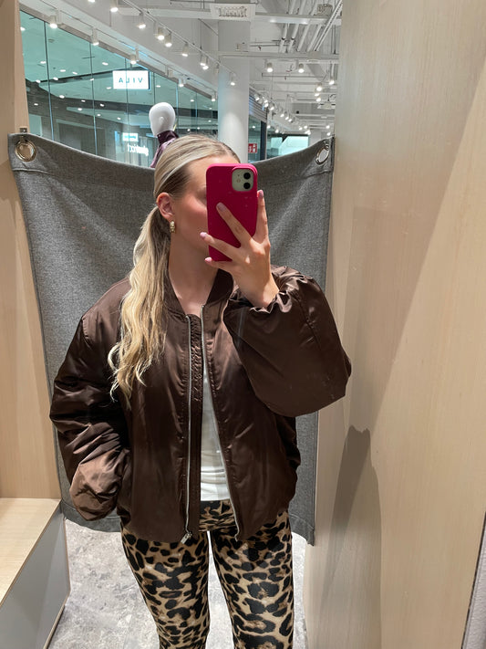 VIBILLIE Otw Bomber - Coffee Bean