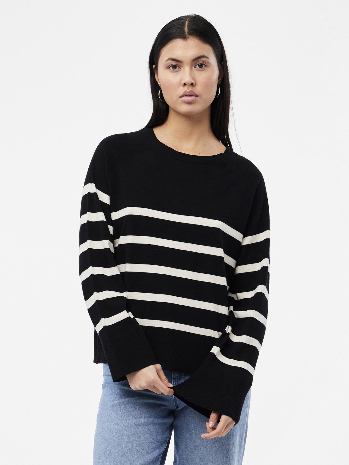 model_shot-front