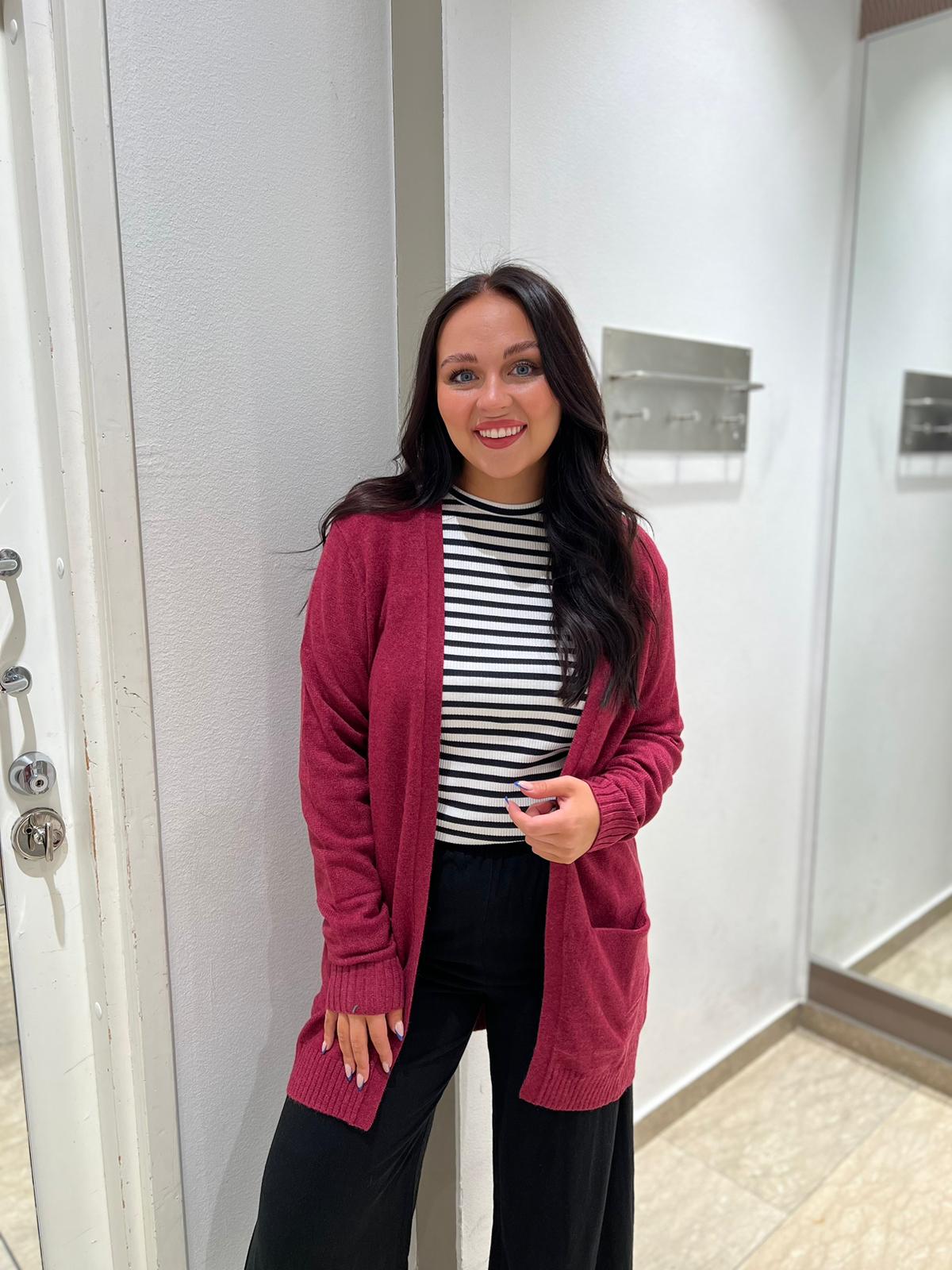 VIRIL Cardigan - Beet Red