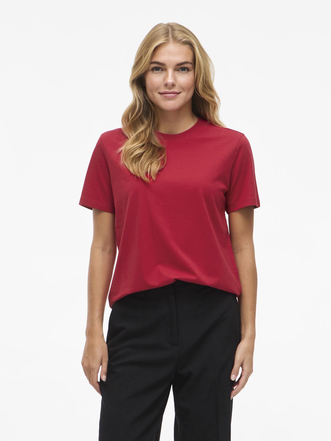 model_shot-front