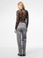 model_shot-back