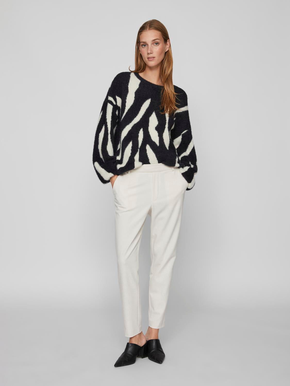 VILAJULI Pullover - Black