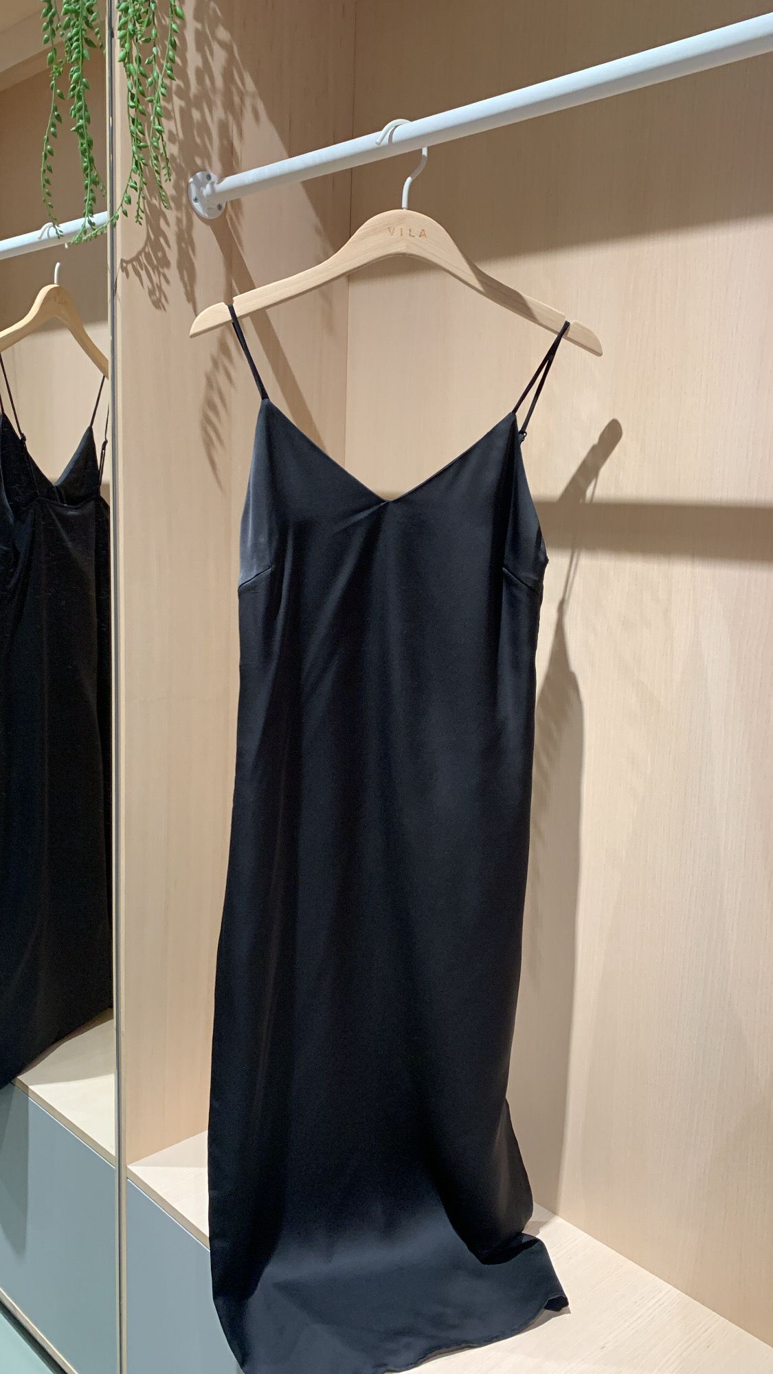 VIELLETTE Dress - Black
